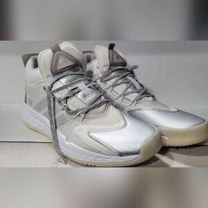 Adidas Pro Boost Mid Size 18m